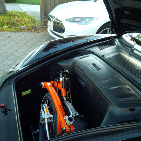Brompton_in_porche_boxter